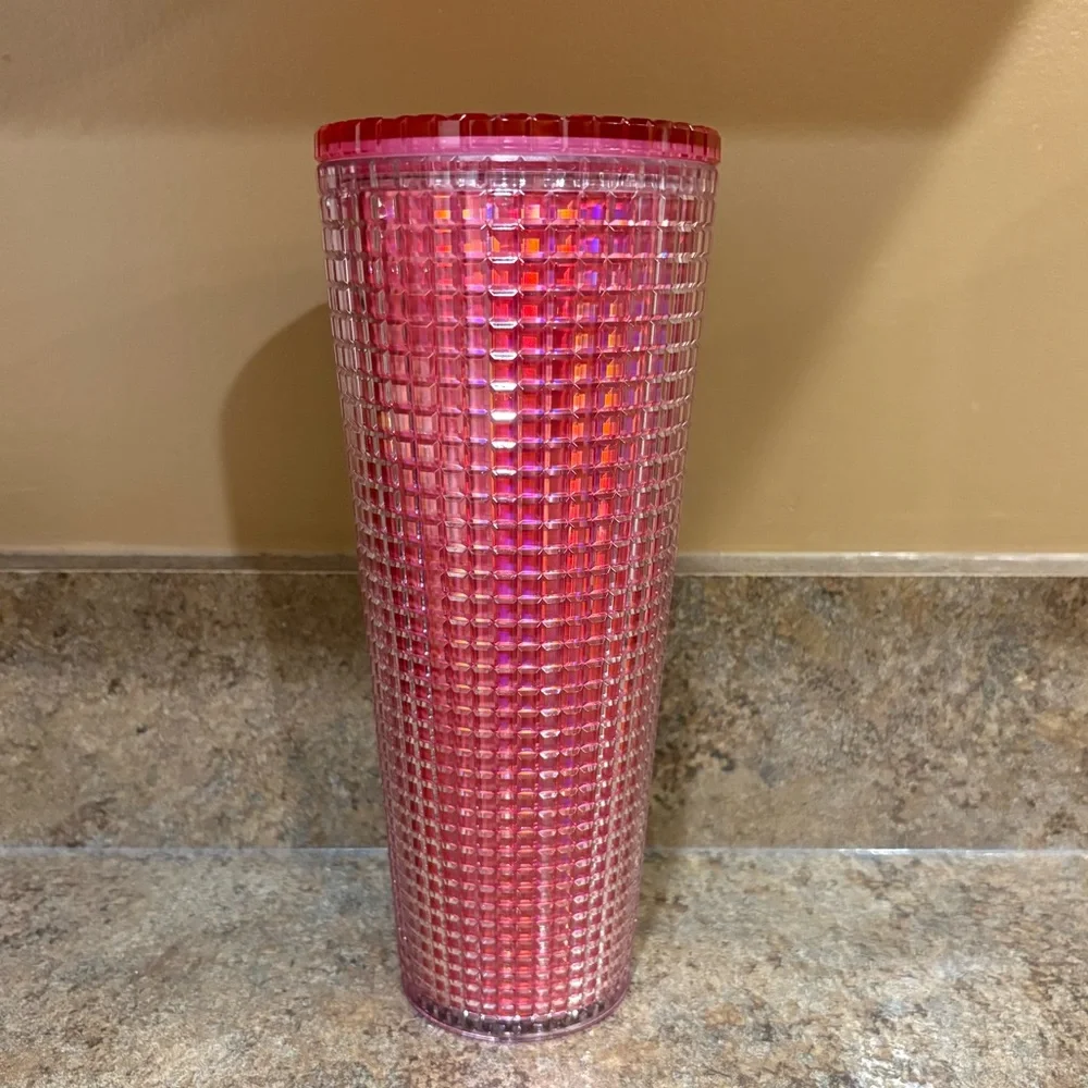 Starbucks 2022 Iridescent Pink Silver Bubblegum Grid Cold Cup Tumbler Venti 24oz
